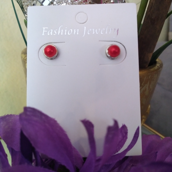 Earings stud - Picture 2 of 2